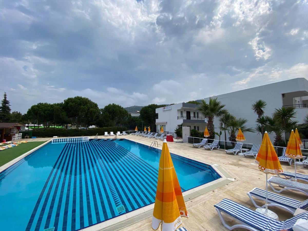 Palm Club Apart Otel 库萨达斯 外观 照片